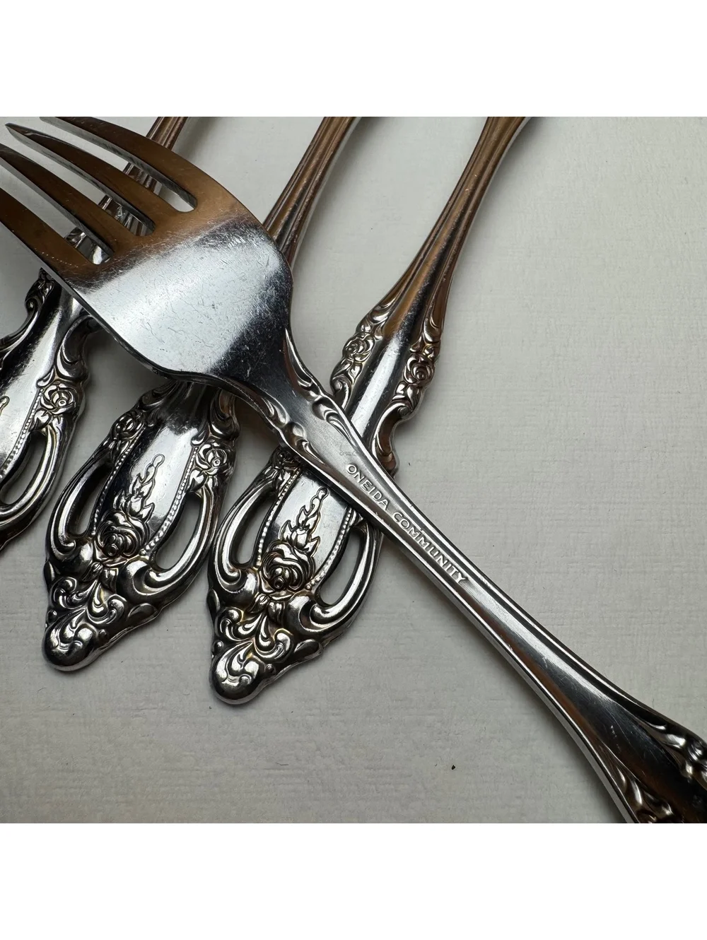 Vintage Oneida Community Brahms Flatware Set 12 Piece Stainless Service for 4